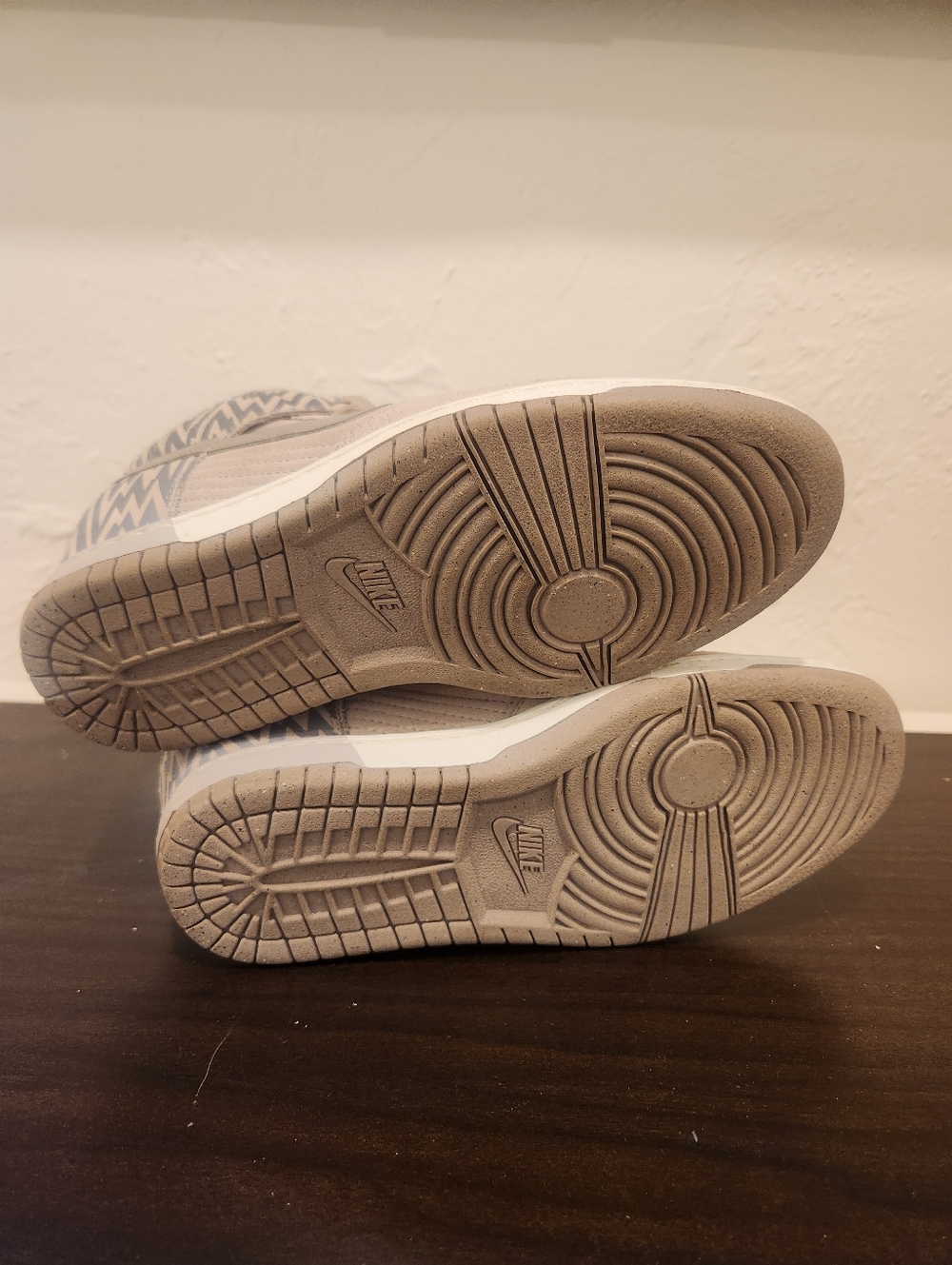 Nike | Dunk Hi-Print Sneakers - Picture 7 of 7